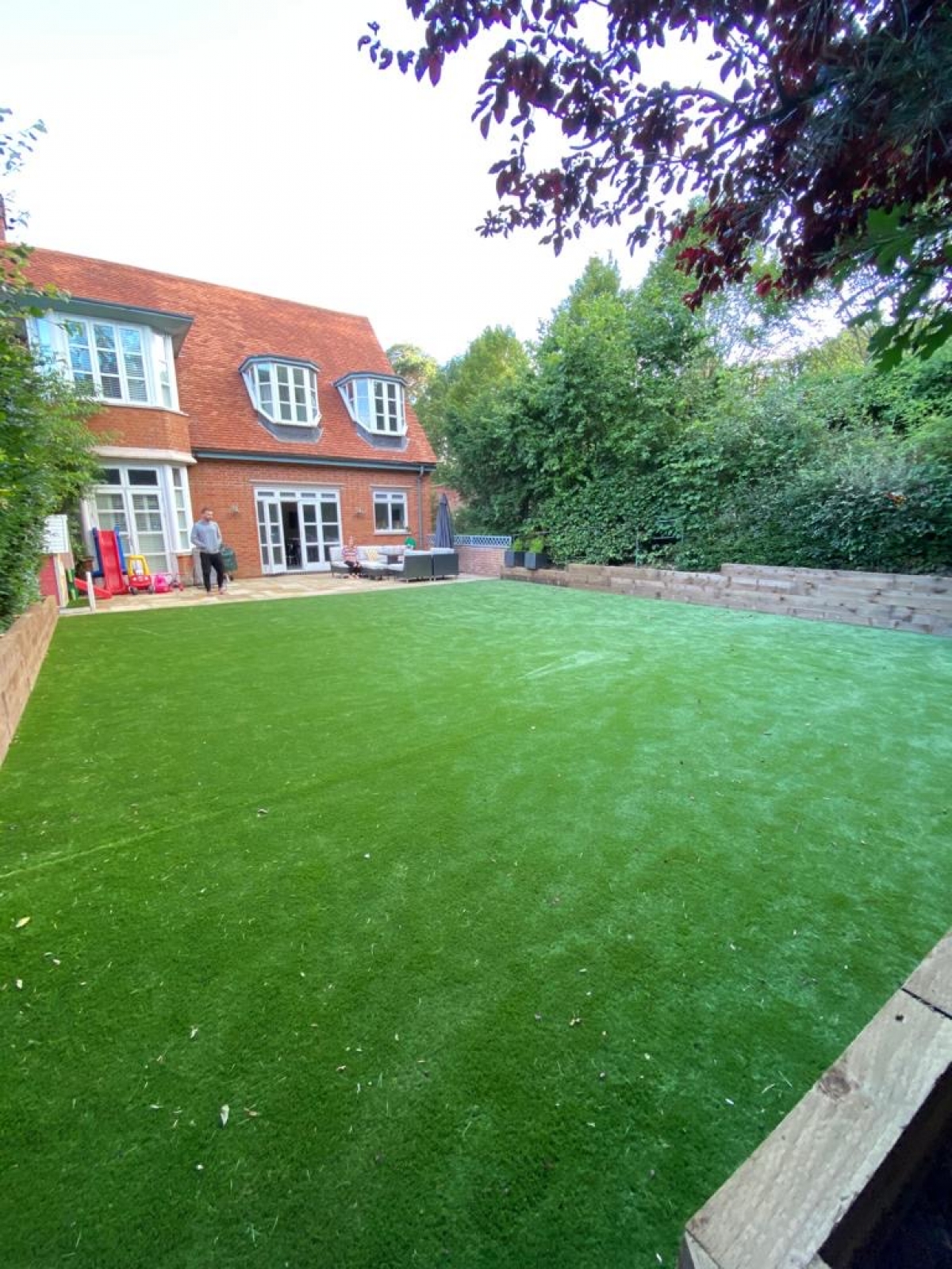 The Goldings, Hertford Welcome to Hunt Builders based in Ware Hertfordshire. Here is a look at a recent Garden Refurbishment