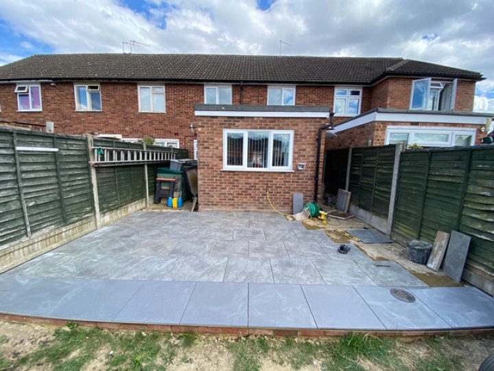 Porcelain Slabs in Ware, Hertfordshire. Welcome to Hunt Builders based In Ware, Hertfordshire. Here is a Porcelain slabbing job in Ware, Hertfordshire start recently