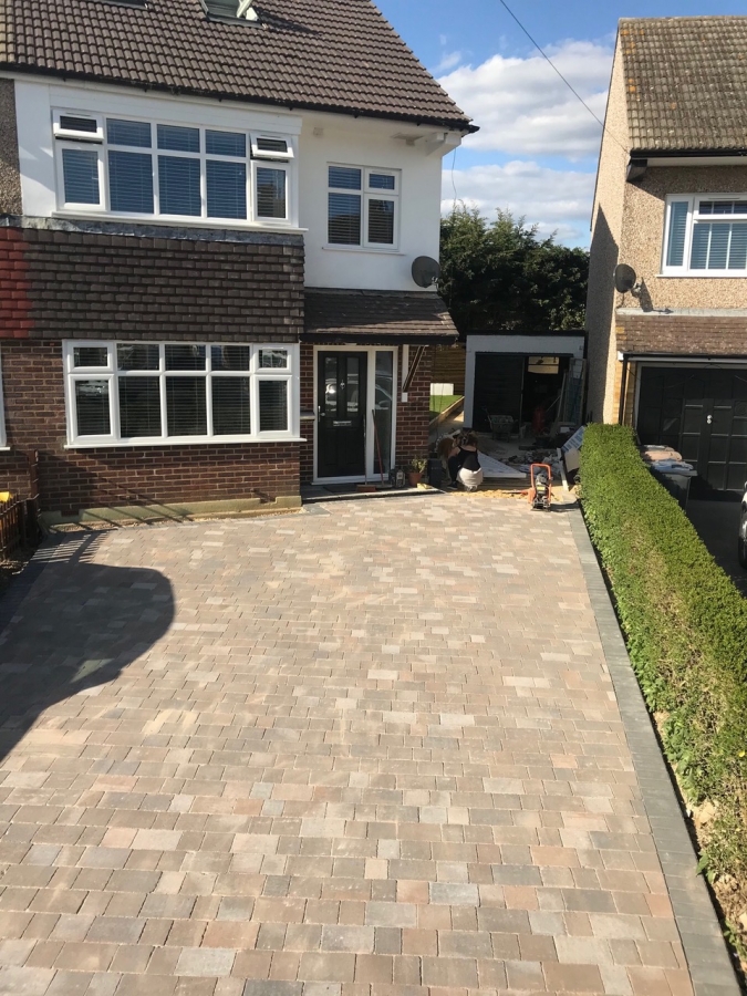 Driveways - Hunt Builders and Construction -  BUILDING | EXTENSIONS | REFURBS | LOFTS | DRIVEWAYS
